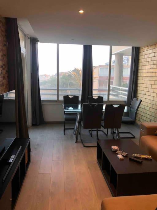 70 Sqm Apartment With Seaview In Arenales Del Sol. Extérieur photo