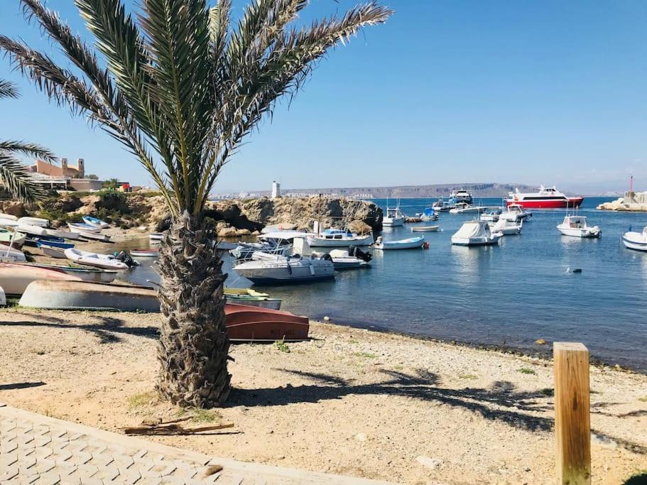 70 Sqm Apartment With Seaview In Arenales Del Sol. Extérieur photo